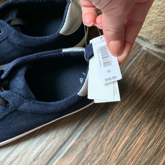 NWT Gap Navy Suede Sneakers Sz 10 - Picture 5 of 7
